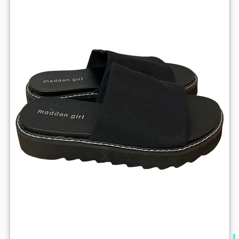Madden Girl Duran Duran Sandals Chunky Slides Shoes